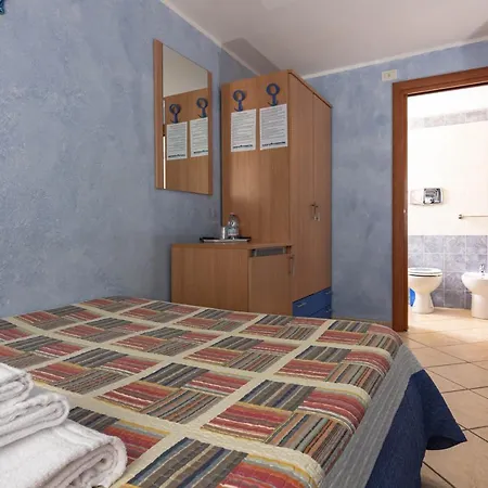 Affittacamere Roccabianca Rooms&studios *