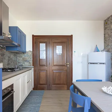 Roccabianca Rooms&studios Affittacamere *