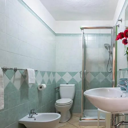 Roccabianca Rooms&studios Affittacamere 3*