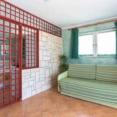 Roccabianca Rooms&studios *