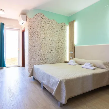 Affittacamere Roccabianca Rooms&studios *