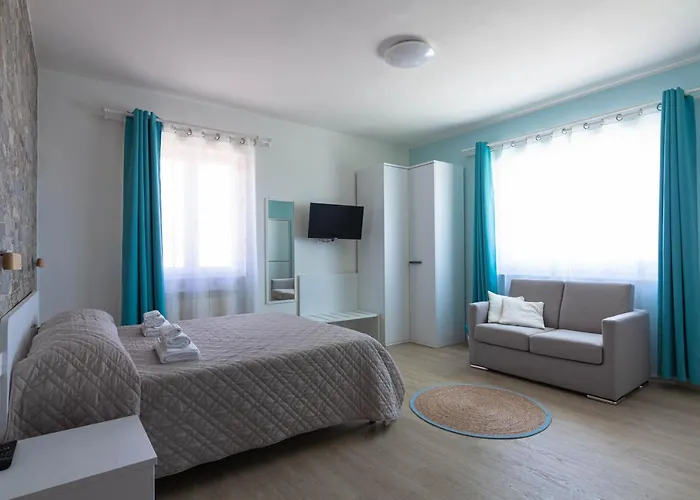 Roccabianca & Pensionat 3*