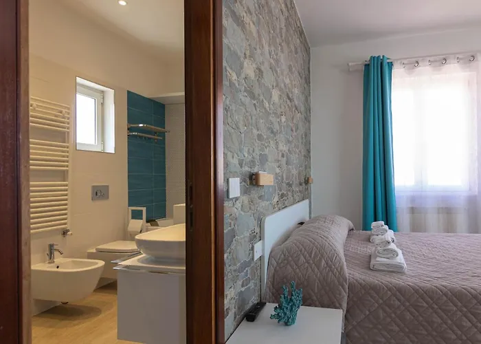 Roccabianca & Pensionat Stintino