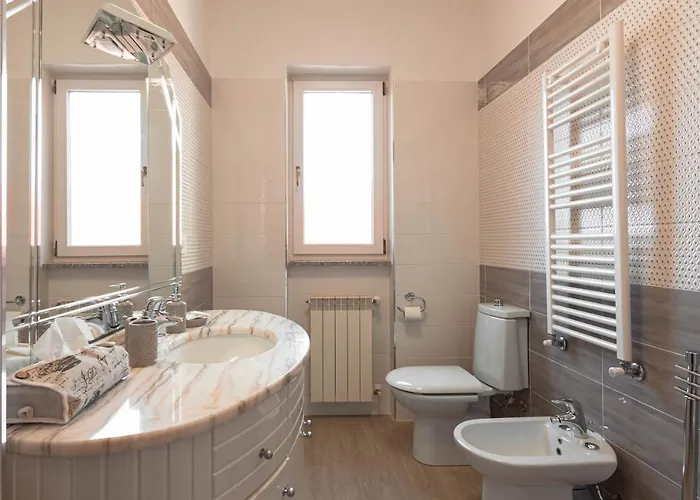 Roccabianca & Pensionat 3*